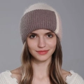 Berretto invernale da donna in maglia di coniglio beige e grigio-viola - Caffè + Beige