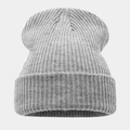 Détail du bonnet en tricot gris montrant la texture à rayures verticales et le revers - 204# Gris Blanchâtre Chiné