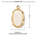Macro-opname van ovale gouden roestvrijstalen hanger met schelp inlay van 16x9mm - Gouden Ovaal Witte Schelp (VG029)