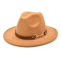 Close-up of camel wool fedora hat featuring a brown leather band and gold horsebit buckle - Camel / M (56-58cm)