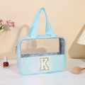 Beauty case olografico azzurro con lettera K glitterata dorata in PVC trasparente e PU - Lettera K / Azzurro