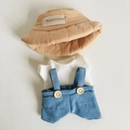 Plüschpuppen-Outfit mit beigem Anglerhut, weißem T-Shirt und blauer Latzhose - Passend für 17cm Puppe / Braune Mütze + Weißes T-Shirt + Taschen-Latzhose / Blau & Weiß & Braun