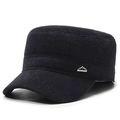Gorra de invierno para hombre de lana oscura con orejeras y una insignia metálica lateral - Azul marino