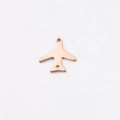 Vista macro de colgante de avión oro rosa con dos agujeros y superficie de espejo - Oro rosa