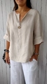 Dettaglio camicia in lino da donna con scollo a V e bottoni in colore avena naturale - Albicocca 8001# / 3XL
