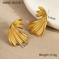 Detailed size and weight specs for golden retro wave C-shaped stainless steel earrings - Gold Fan Texture Earrings (NMSE-H5210-1)
