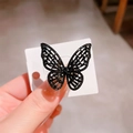 Anello a farfalla in zircone nero di lusso con elegante design in metallo traforato - Nero Zirconia Nera