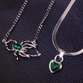 Set di collane gotiche con ciondolo a ragno smeraldo e cuore verde su pelle nera - Set di Collane Cuore e Ragno