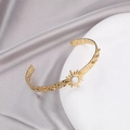 Golden C-shaped open bangle with sunburst round bead and hammered texture finish - Artificial Pearl Starburst (B01997-17)