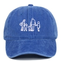 Détail de la broderie silhouette famille et chien sur casquette de baseball bleu délavé - Bleu royal