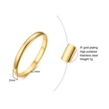 Detalle del fino anillo de acero inoxidable chapado en oro de 2mm con acabado pulido - US 3 / 2mm Dorado