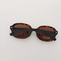 Foldable polarized sunglasses with vintage tortoiseshell frame and brown lenses - Leopard Print
