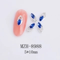 Dettaglio dello strass per unghie marquise blu reale 5x10mm in montatura di metallo argento - Stile Marquise Lungo Blu Reale (8988)