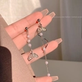 Asymmetric long earrings featuring pearls and silver fish tail pendants for women - A696 Silver Asymmetric Pearl Fishtail Earring