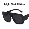 Retro oversized square sunglasses in glossy black frame with full grey lenses - Bright Black / Gray