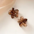 Pair of gradient deep amber flower hair claws with translucent acrylic finish - Oolong Amber [4cm Small]