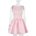 Detail eines rosa ärmellosen Kleides mit Satin-Schleife und elegantem Slim-Fit - XS / Rosa