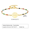 Detailansicht des 11,8mm Lebensbaum-Anhängers und 2mm Goldperlen am Edelstahl-Armband - Lebensbaum (BR-1480G)