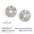 Detail of silver wavy pearl earrings with size 3.0cm and hypoallergenic features - Silver (YYE025219-P)
