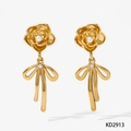 Orecchini a camelia dorata con perla bianca e ciondolo a fiocco in acciaio inox - Oro (KD2913)