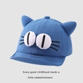 Detailopname van blauwe baby-honkbalpet met cartoon kattenoren en grote oogborduring - Baby 0-3 jaar 45-48CM / Blauw