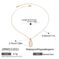 Collana impermeabile in acciaio inossidabile placcato oro 18k con ciondolo a perla - Ciondolo a Striscia Bianca Lunga (JDN0111011)