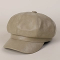 Detalle de la gorra newsboy beige de cuero con costuras clásicas de ocho paneles - M(56-58cm) / Caqui