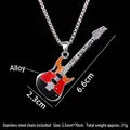 Collar de guitarra con esmalte rojo y cadena de perlas de acero inoxidable 70 cm - Cadena de Acero 70cm / Guitarra No. 42