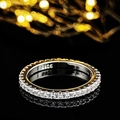 Makroaufnahme eines Eternity-Rings aus S925 Sterlingsilber mit Zirkonia-Pavé-Besatz - Größe 5 / S925 Schlanker Eternity (R1090A) / Weiß