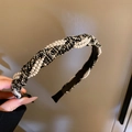 Elegante cerchietto per capelli in tweed e perle per donna in classico stile bianco e nero - Trama Di Perle Tweed Bianche E Nere (147 Fascia Nera)