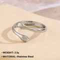 Adjustable silver hug open ring in stainless steel with a polished creative design - 690 Hug Shape / Steel