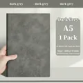 Gris foncé