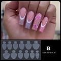 Dettaglio delle forme trasparenti per unghie con misure B1-B10 e design French manicure - Stile Stampo Unghie B