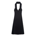 Dettaglio elegante dell'abito da sera in raso nero con scollo a cappuccio e lacci - XS / Nero