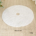 White 90cm plush Christmas tree skirt with soft faux fur texture and circular design - White 90cm
