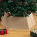 Jupe de sapin de Noël hexagonale en lin beige avec boîtes cadeaux sur parquet en bois - 60*80*25cm / Lin Hexagonal