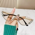 Occhiali da sole moderni cat-eye con cristalli strass e ponte in metallo dorato - Strass Bianchi Lente Champagne