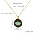 Detailansicht des Evil Eye Anhängers mit 20mm Durchmesser und 45cm goldener Edelstahlkette - 660-schwarz
