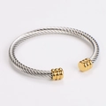 Bracciale a cavo bicolore in acciaio inossidabile argento con terminali a spirale d'oro - Filo 5mm-Interno 55mm / Oro e Argento (55mm)