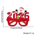 Detalle de gafas rojas Navidad 2026 con medidas 15,6x13,4cm y un peso de 21,1g - Estilo Papá Noel 2026