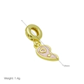 Détail du pendentif coeur en émail rose avec strass, taille 25mm et poids de 1.4g - Demi-cœur rose