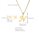 Set gioielli lettera N in acciaio dorato con dimensioni dettagliate di collana e orecchini - Lettera N / Oro