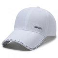 Berretto sportivo bianco traspirante ad asciugatura rapida con stampa SPORT - Regolabile / Bianco