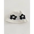 Weißer Strick-Fischerhut mit schwarzem Blumenmuster im japanischen Retro-Stil - Mittlere Blume Weiß / M (56-58cm)
