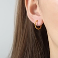 Elegante orecchino a doppio cerchio in acciaio al titanio dorato per uno stile di lusso - 1.5cm / Oro