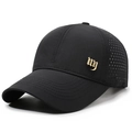 Leichte schwarze schnelltrocknende Baseballkappe mit Laserlöchern und Gold-Metalllogo - Verstellbar / Schwarz