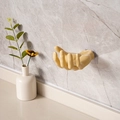 Kreativer handförmiger Klebehaken in Cremegelb für die Wandaufbewahrung zu Hause - Im Karton / Beige