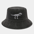 Détail de la broderie squelette de dinosaure blanc sur chapeau bob en denim gris - Taille unique / Noir