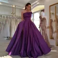 Robe de soirée élégante violette à une épaule en satin avec fente haute et coupe en A - S / Violet