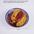 Modelo de empanadillas fritas realistas en un bol azul y blanco de 12,6 cm de diámetro - Dumpling frito